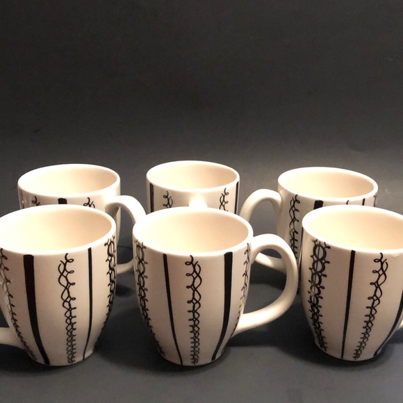 Pottery Barn Dining Pottery Barn Black White Set Of Six Coffee Mugs
